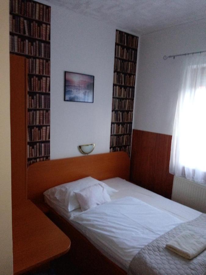 Siesta Vendégház Miskolc Exterior foto